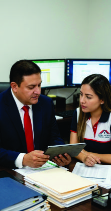 Revisión de evidencias y registros en auditoría